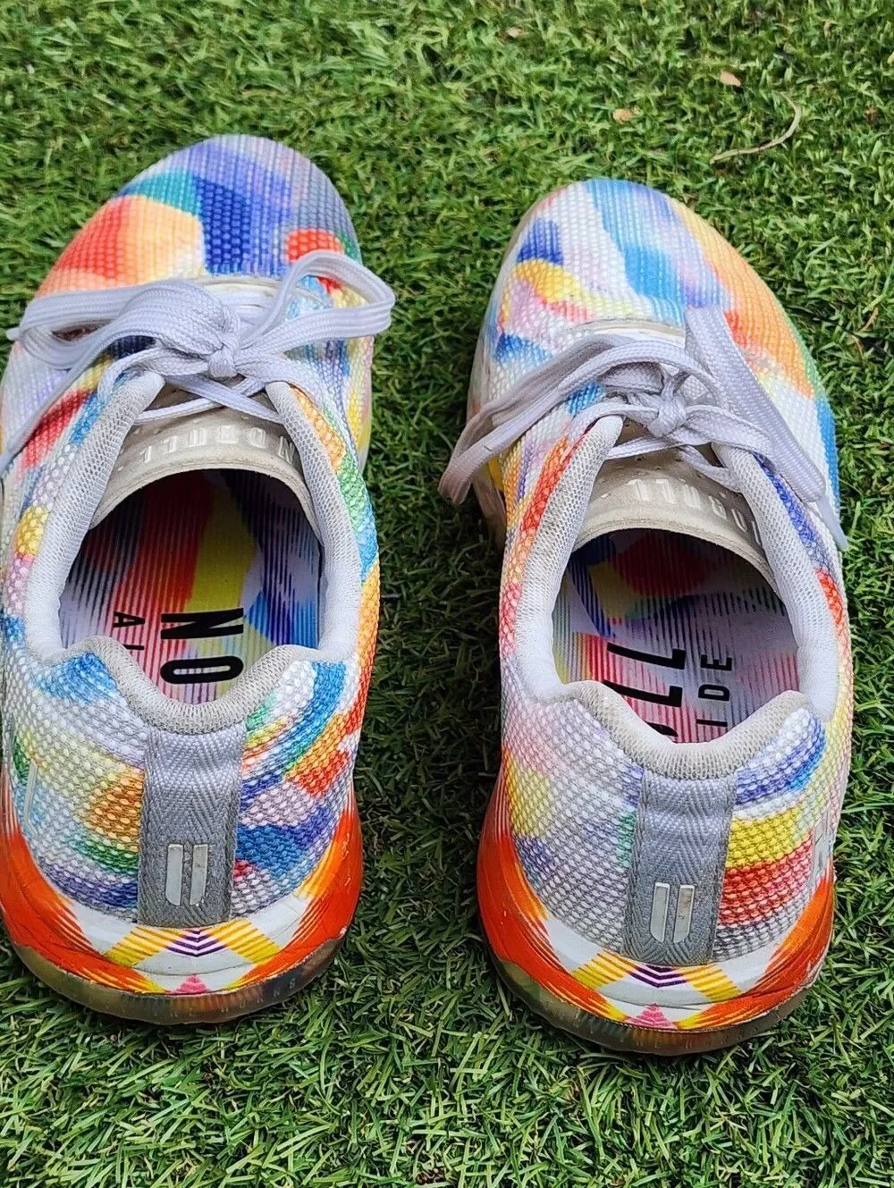 NOBULL PRIDE - Womens Sneakers  - SIZE 9 (( Please See All Pictures))